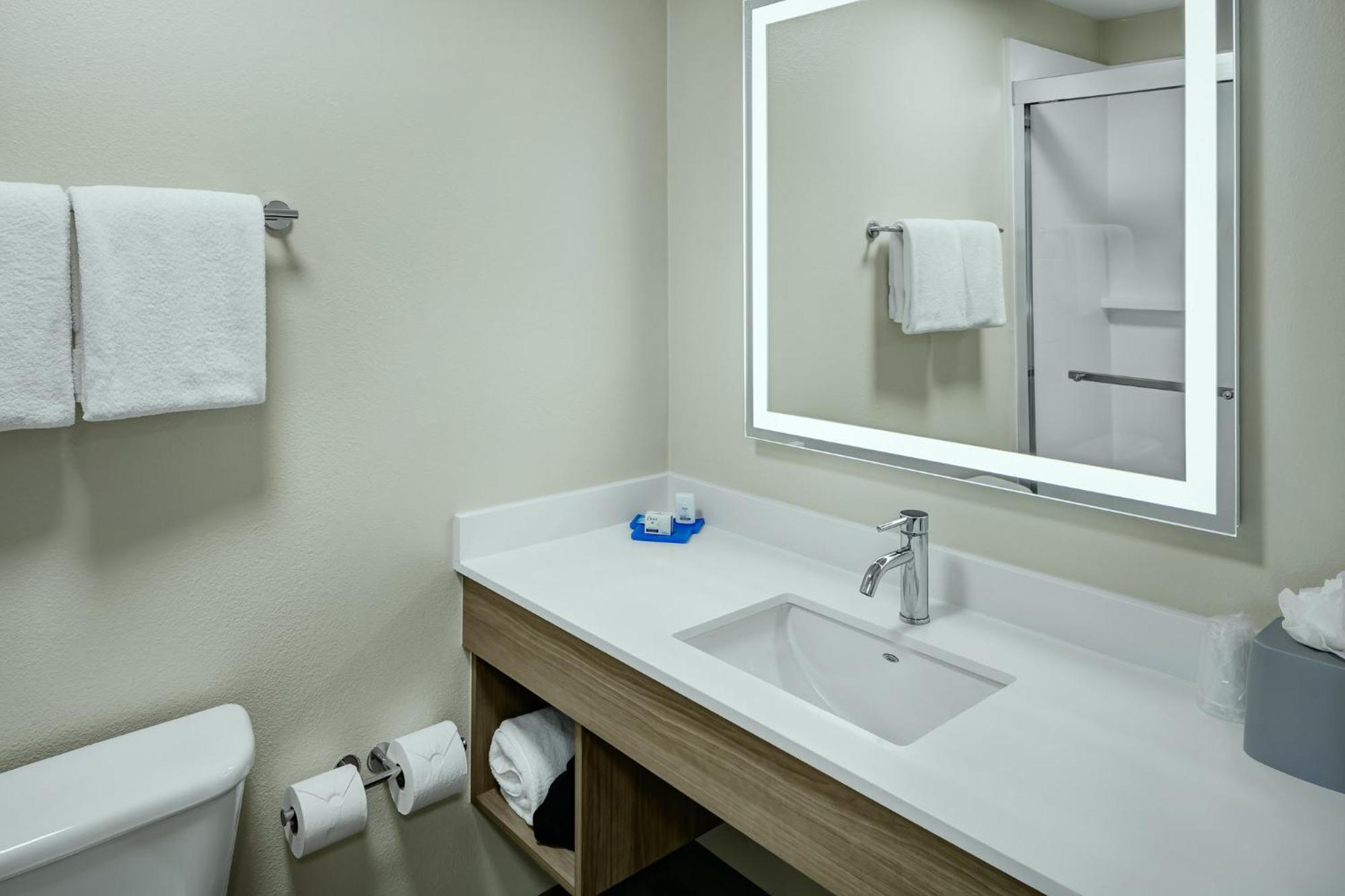 Holiday Inn Express Lewiston By Ihg Bagian luar foto