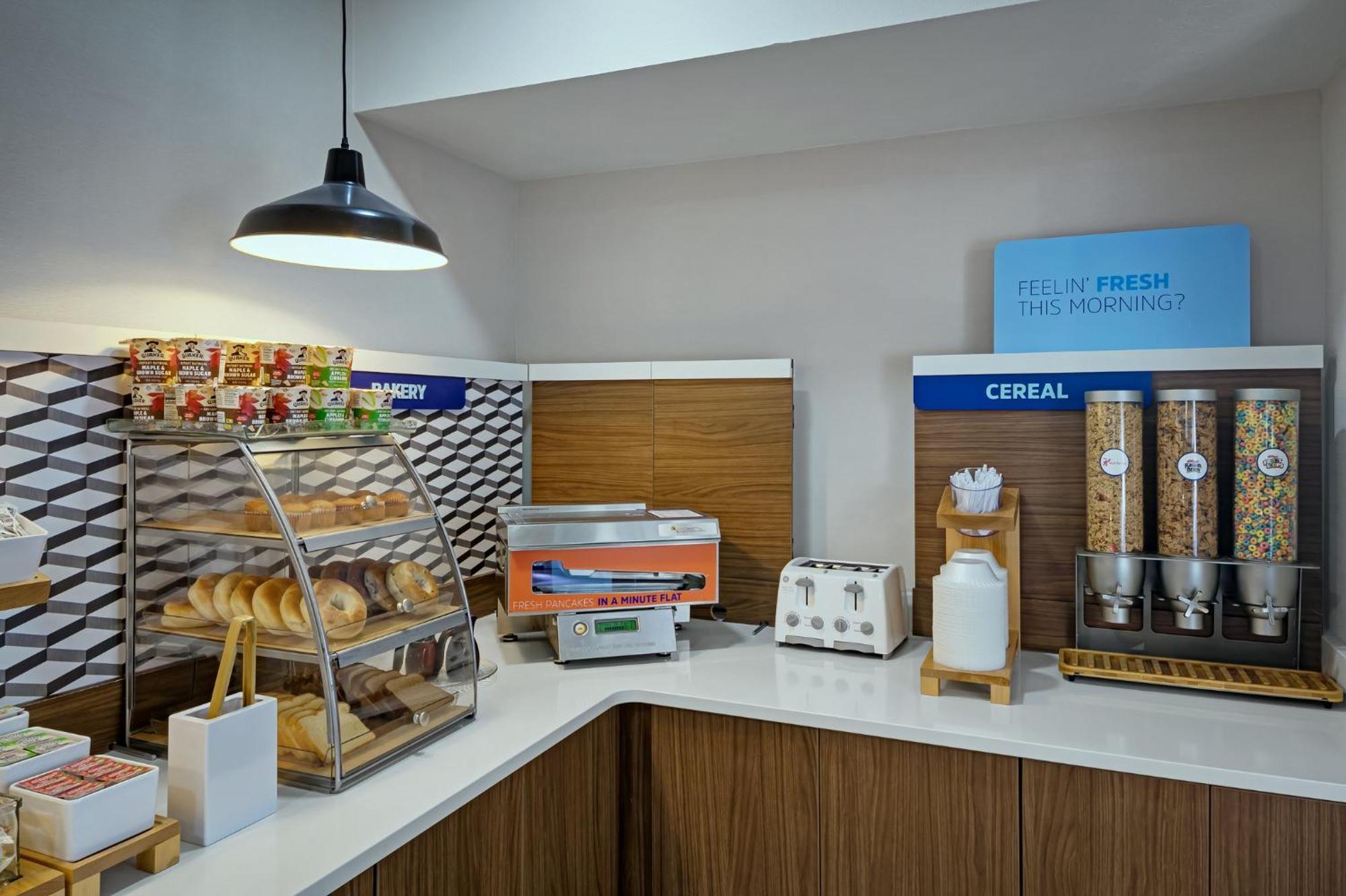 Holiday Inn Express Lewiston By Ihg Bagian luar foto