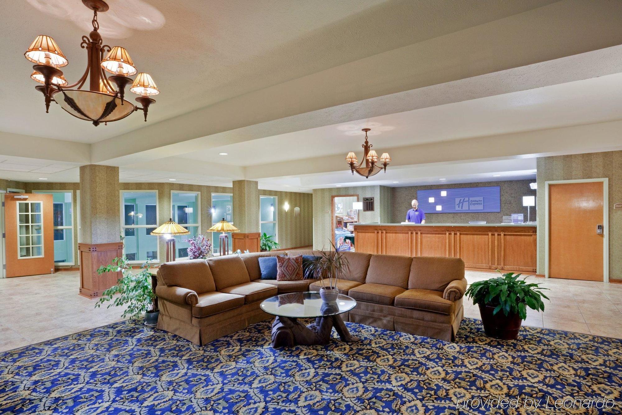Holiday Inn Express Lewiston By Ihg Bagian luar foto