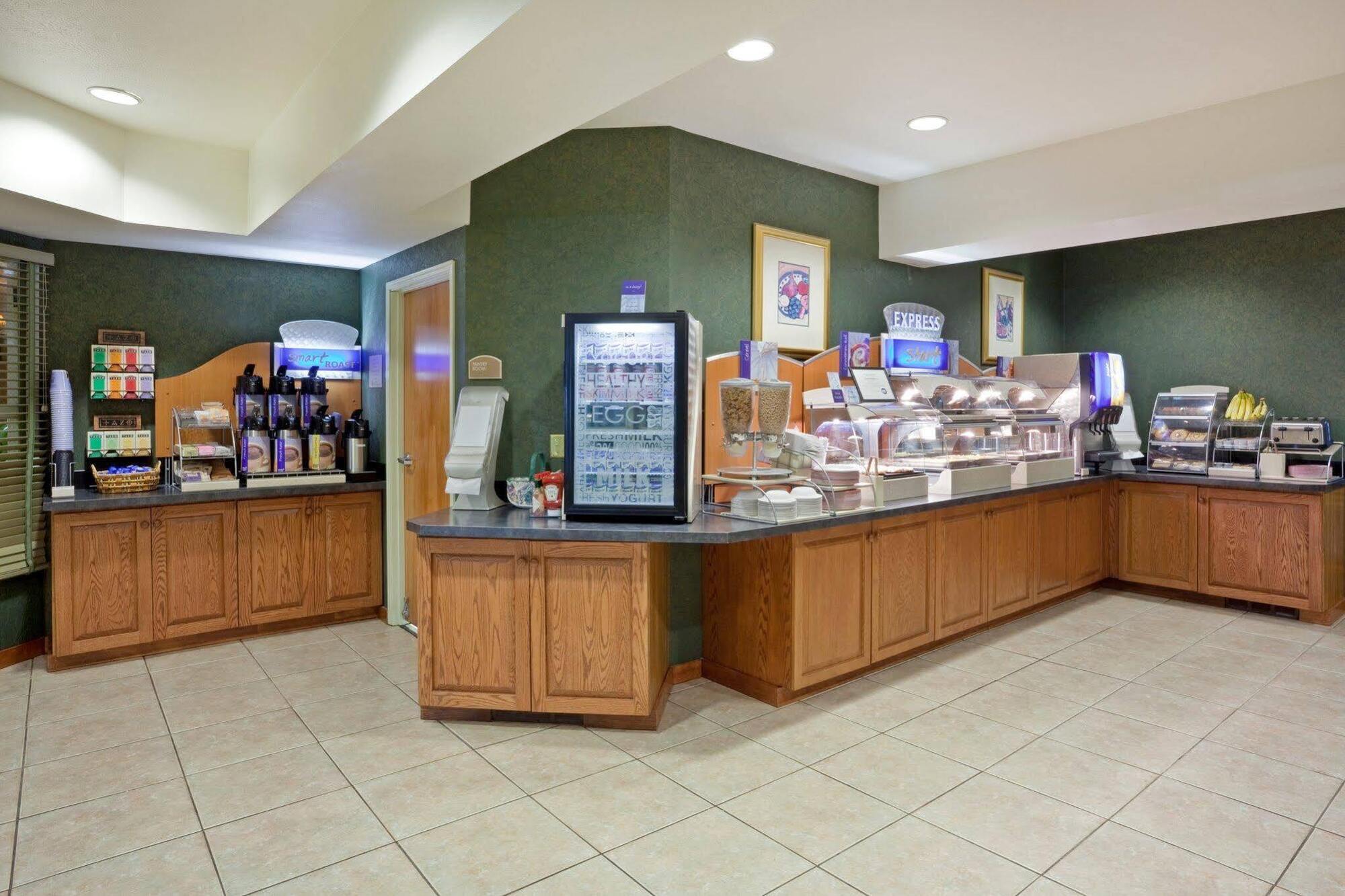 Holiday Inn Express Lewiston By Ihg Bagian luar foto